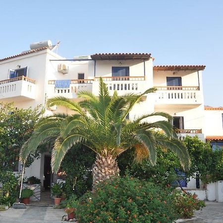 Villa Maria Marathókampos Exteriör bild