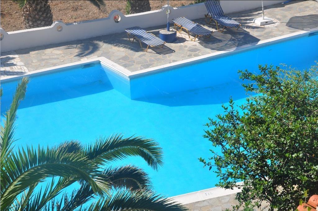 Villa Maria Marathókampos Exteriör bild